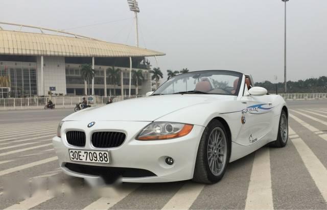 BMW Z4   2004 - Chính chủ bán ô tô BMW Z4 sản xuất 2004, màu trắng, nhập khẩu nguyên chiếc