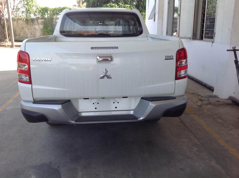 Mitsubishi Triton GLX 4x2 AT 2017 - Cần bán xe Mitsubishi Triton GLX 4x2 AT đời 2017, nhập khẩu nguyên chiếc, giá cạnh tranh có trả góp