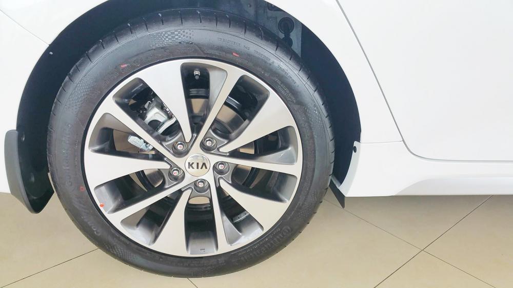 Kia Optima GAT 2018 - Kia Giải Phóng - Kia Optima 2018, đặc biệt khuyến mại tới 32 triệu khi - LH: 0938809283, hỗ trợ vay 90%