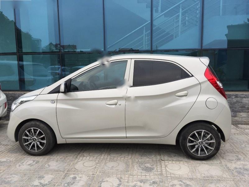 Hyundai Eon MT 2013 - Bán Hyundai Eon MT đời 2013, màu kem (be), nhập khẩu