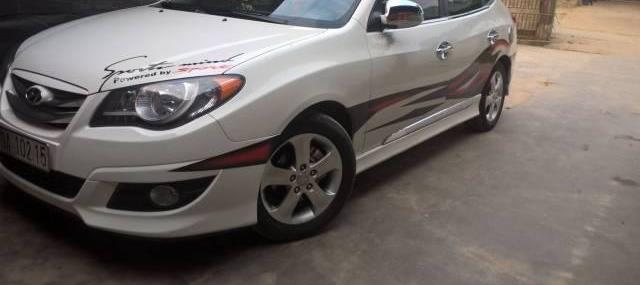 Hyundai Avante   2012 - Cần bán xe Hyundai Avante đời 2012, màu trắng