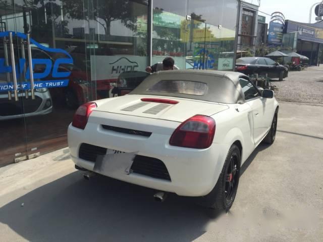 Toyota MR 2   2006 - Bán Toyota MR 2 sản xuất 2006, màu trắng, nhập khẩu, giá 140tr