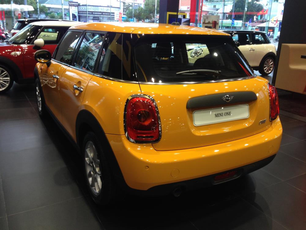 Mini One 2017 - Bán xe Mini Cooper One mới, giao xe ngay, bảo hành chính hãng