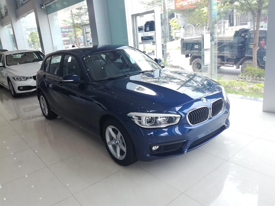 BMW 1 Series 118i 2017 - BMW 1 Series 118i 2017, màu xanh lam, xe nhập, giá tốt nhất tại Gia Lai