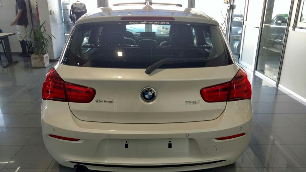 BMW 1 Series 118i 2017 - Bán xe BMW 1 Series 118i 2017, màu trắng, nhập khẩu tại Gia Lai. Giá xe BMW 118i 2017 tại Gia Lai