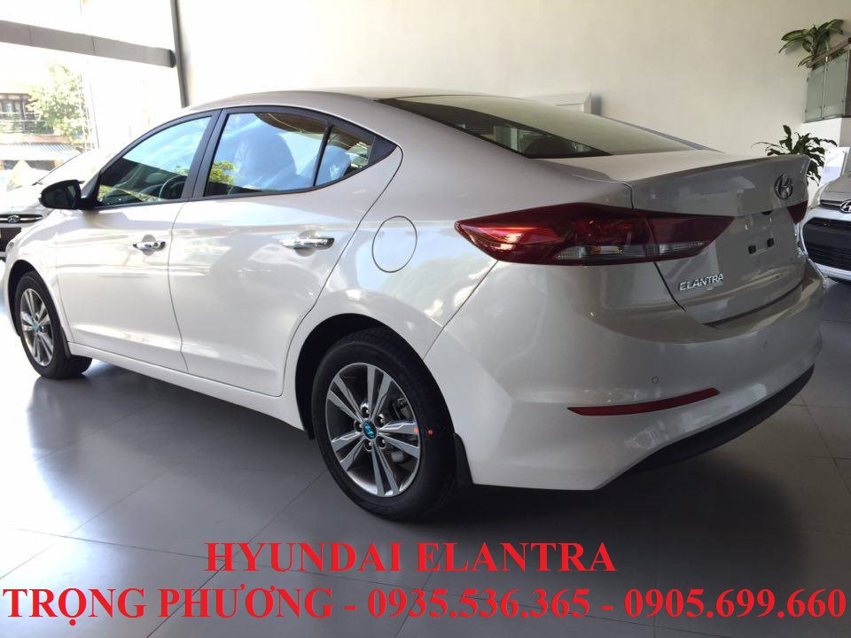 Hyundai Elantra 2017 - Bán xe Hyundai Elantra  đà nẵng, LH : 0935.536.365 – TRỌNG PHƯƠNG