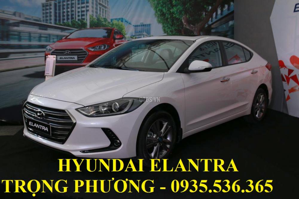 Hyundai Elantra 2017 - Bán xe Hyundai Elantra  đà nẵng, LH : 0935.536.365 – TRỌNG PHƯƠNG