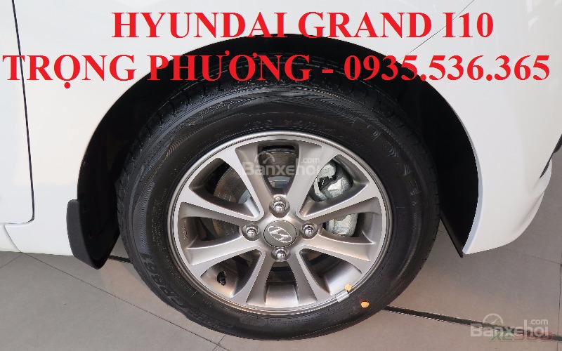 Hyundai Grand i10 2017 - Xe ô tô Hyundai Grand i10 chiếc Đà Nẵng, LH: Trọng Phương - 0935.536.365, hỗ trợ vay 90% xe