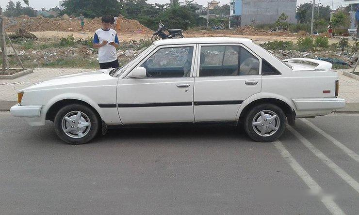 Toyota Caldina 1984 - Cần bán xe cũ Toyota Caldina 1984, màu trắng 