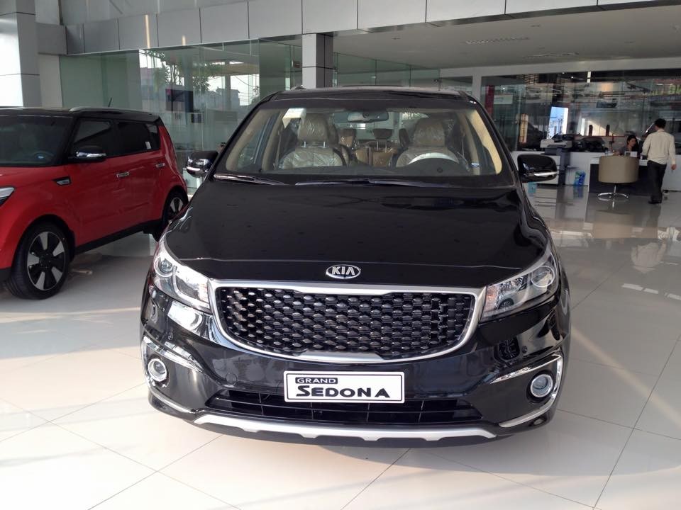 Kia VT250  2.2 DAT 2018 - Cần bán Kia Sedona máy dầu 2.2 đời 2018, màu đen, giá tốt nhất Biên Hòa