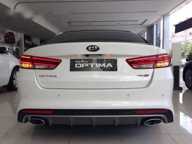Kia Optima  2.4 GT Line 2017 - Bán ô tô Kia Optima 2.4 GT Line đời 2017, màu trắng