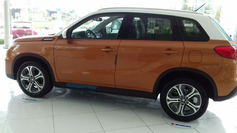 Suzuki Vitara 2017 - Cần bán Suzuki Vitara 2017, nhập khẩu nguyên chiếc, xe giao ngay, đủ màu