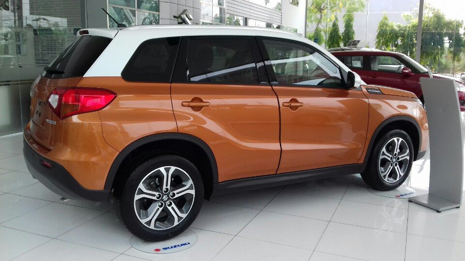 Suzuki Vitara 2017 - Cần bán Suzuki Vitara 2017, nhập khẩu nguyên chiếc, xe giao ngay, đủ màu