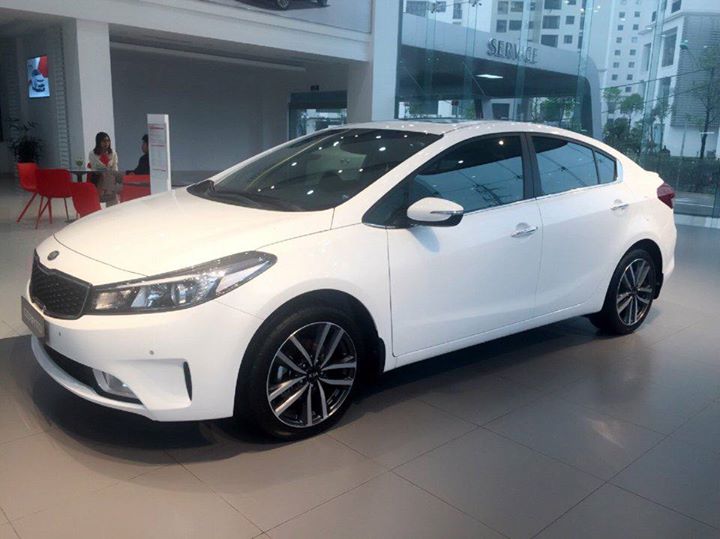 Kia Cerato 2017 - Kia Cerato giá tốt nhất Hà Nội, chỉ cần 150tr lấy xe về ngay hỗ trợ vay ngân hàng không cần chứng minh thu nhập