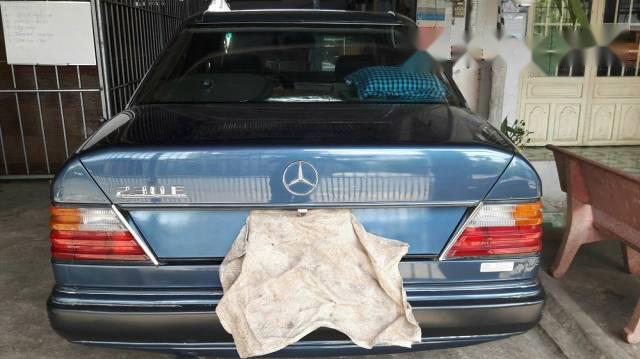 Mercedes-Benz E230   1992 - Cần bán xe cũ Mercedes E230 đời 1992, 90tr