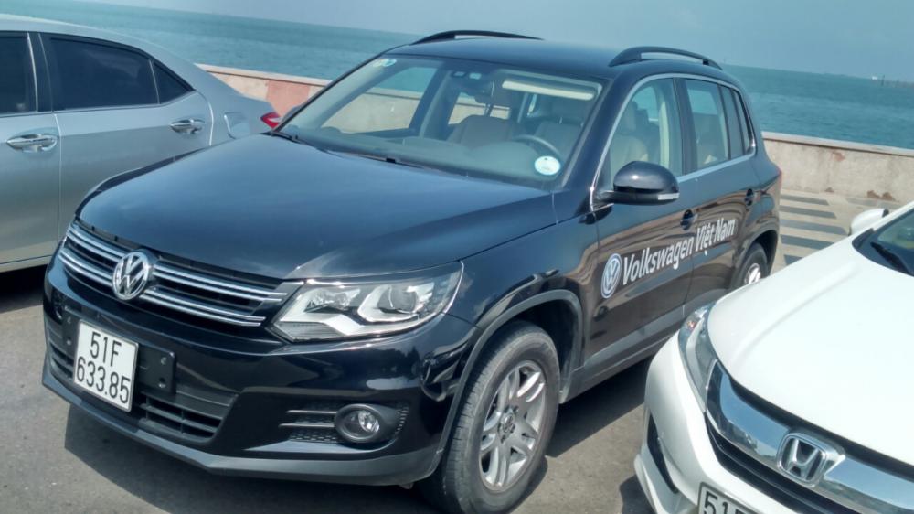 Volkswagen Tiguan 2016 - Bán Volkswagen Tiguan đời 2016, màu đen, nhập khẩu - LH: 0978877754 để có giá tốt nhất