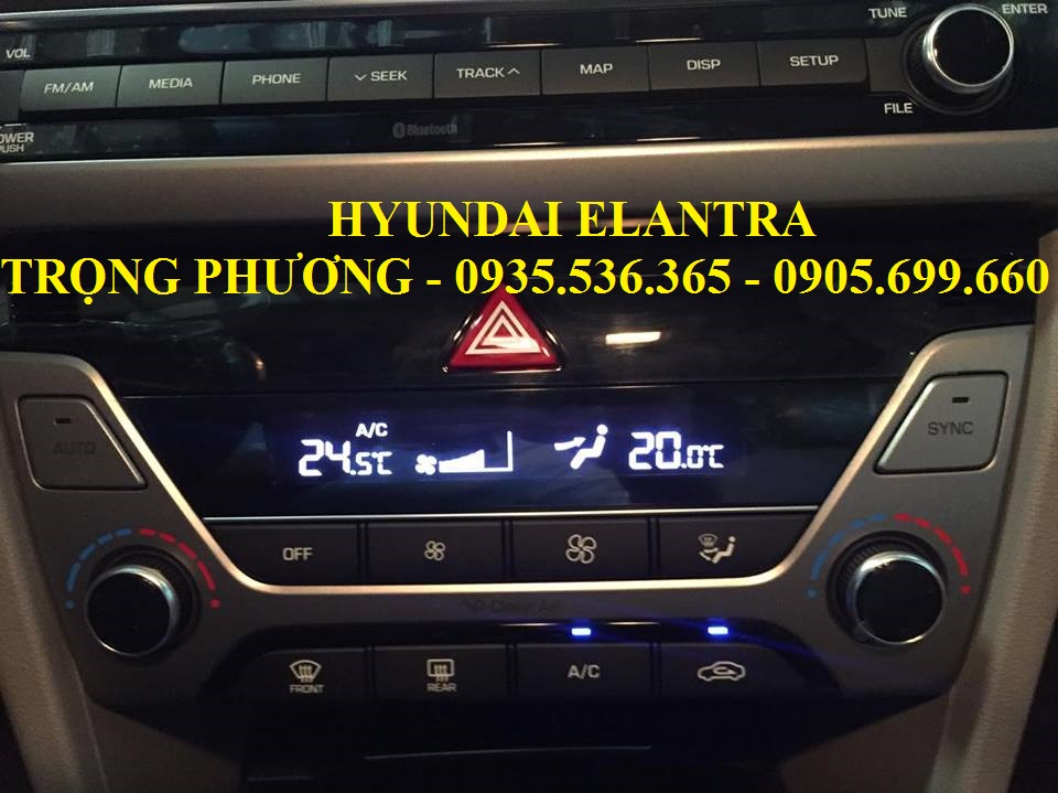 Hyundai Elantra 2017 - Bán ô tô Hyundai Elantra đà nẵng,LH : TRỌNG PHƯƠNG - 0935.536.365