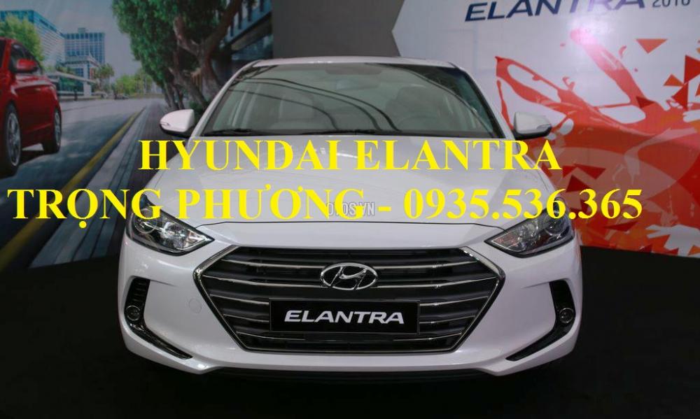 Hyundai Elantra 2017 - Bán ô tô Hyundai Elantra đà nẵng,LH : TRỌNG PHƯƠNG - 0935.536.365