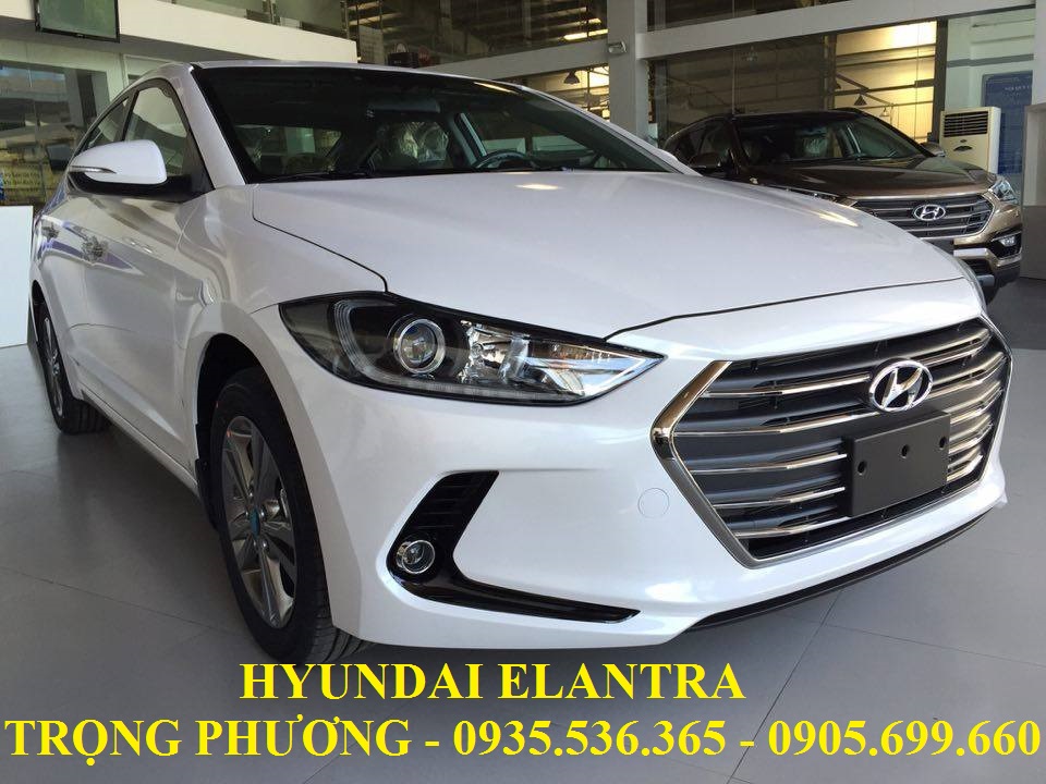 Hyundai Elantra 2017 - Bán ô tô Hyundai Elantra đà nẵng,LH : TRỌNG PHƯƠNG - 0935.536.365