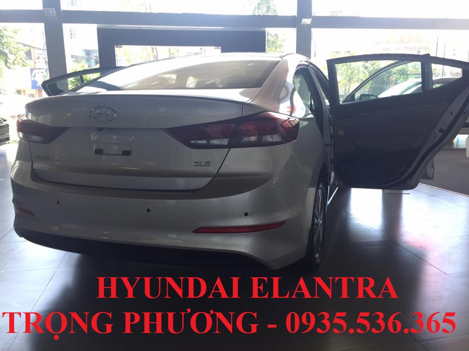 Hyundai Elantra 2018 - Vay mua xe Hyundai Elantra 2018 Đà Nẵng, LH: Trọng Phương - 0935.536.365