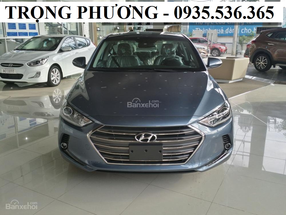 Hyundai Elantra 2017 - Bán Hyundai Elantra màu xanh Đà Nẵng, LH : Trọng Phương - 0935.536.365