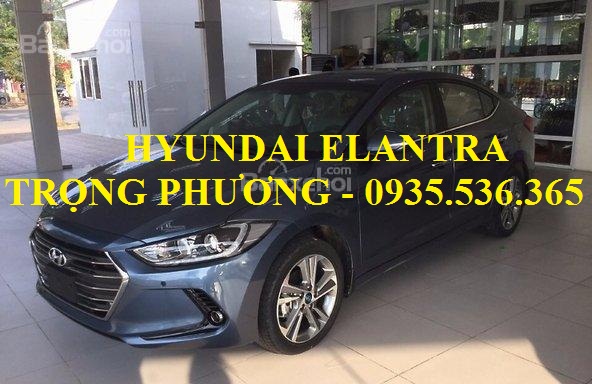 Hyundai Elantra 2017 - Bán Hyundai Elantra màu xanh Đà Nẵng, LH : Trọng Phương - 0935.536.365