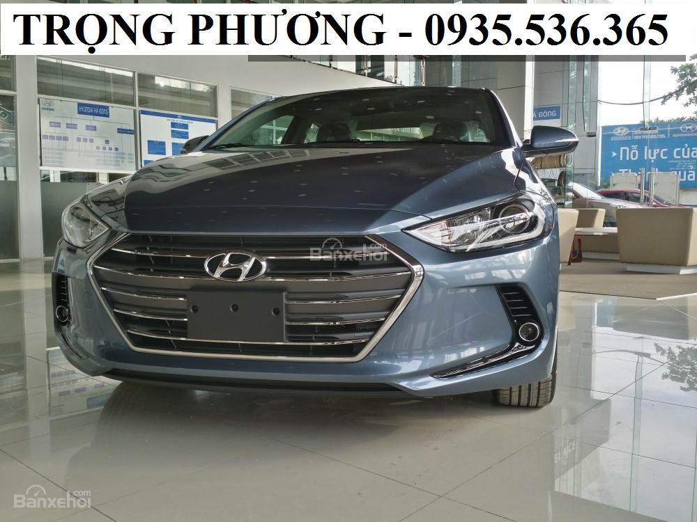 Hyundai Elantra 2017 - Bán Hyundai Elantra màu xanh Đà Nẵng, LH : Trọng Phương - 0935.536.365