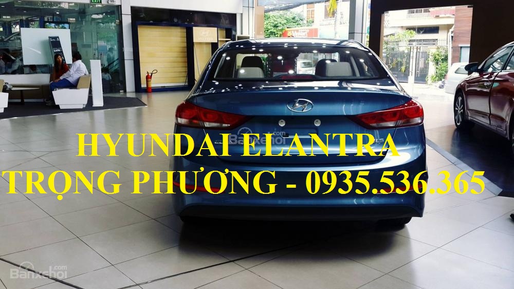 Hyundai Elantra 2018 - Cần bán xe Hyundai Elantra đời 2018 nhập nguyên chiếc. LH: Trọng Phương 0935.536.365