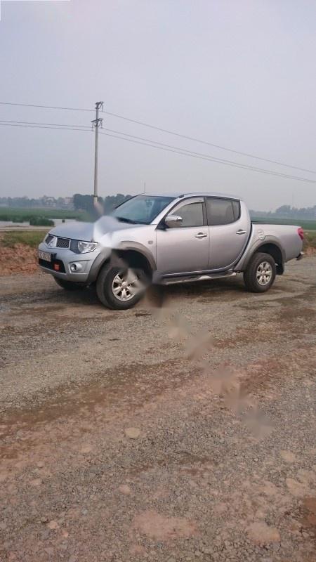 Mitsubishi Triton GLS 2011 - Bán Mitsubishi Triton GLS đời 2011, màu bạc, nhập khẩu chính hãng số tự động, giá 400tr