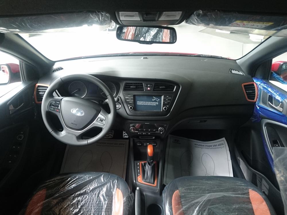 Hyundai i20 Active   2017 - Bán Hyundai i20 Active đời 2017, màu đỏ, nhập khẩu nguyên chiếc, 594 triệu