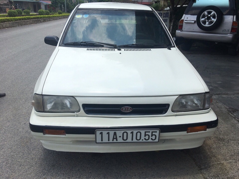 Kia CD5 2001 - Bán xe Kia CD5 sản xuất 2001 màu trắng, 66 triệu