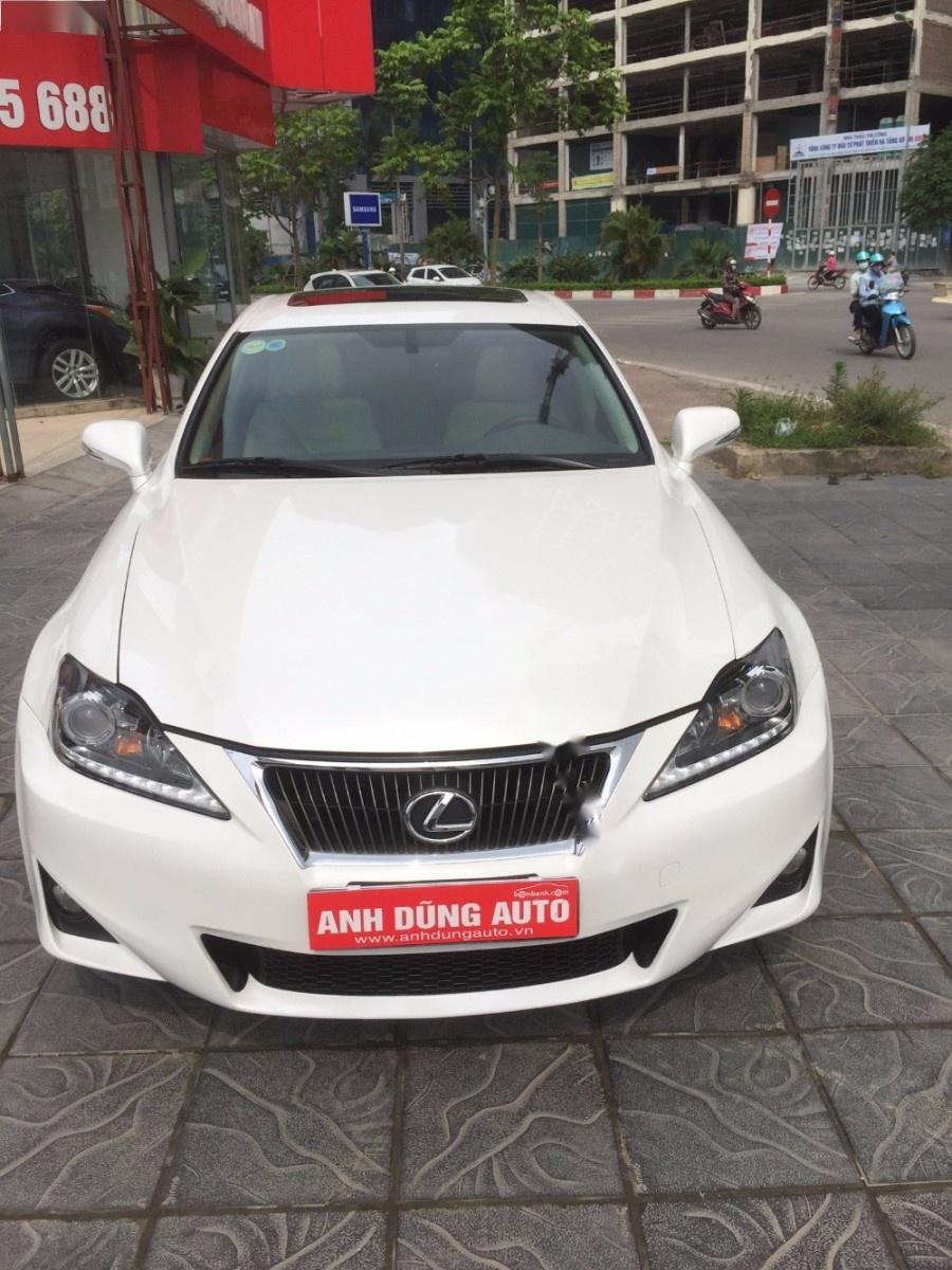 Lexus IS250 2011 - Cần bán lại xe Lexus IS250 đời 2011, màu trắng, nhập khẩu chính hãng