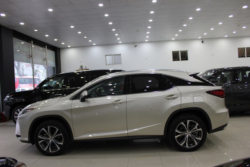 Lexus RX 200T 2017 - Bán Lexus RX200T, nhập khẩu châu Âu 2017, đủ màu