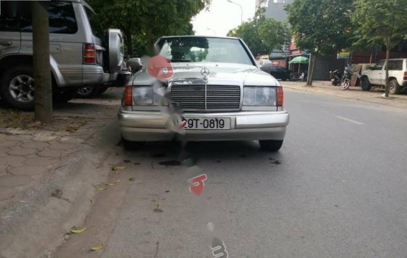 Mercedes-Benz E230 1995 - Bán ô tô Mercedes E230 1995, màu bạc, nhập khẩu số sàn, giá tốt