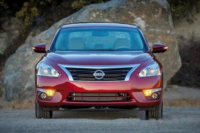 Nissan Teana  SL 2017 - Cần bán xe Nissan Teana SL đời 2017, màu đỏ