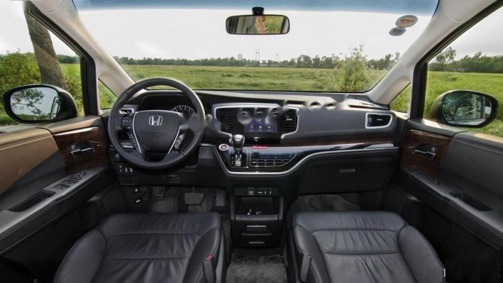 Honda Odyssey 2.4CVT 2017 - Bán ô tô Honda Odyssey 2.4CVT đời 2017, màu trắng, nhập khẩu chính hãng