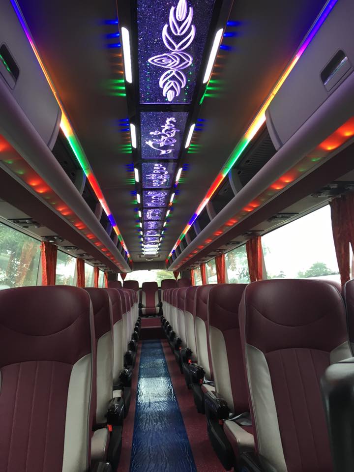 Hino UNIVERSE K47 2017 - Cần bán xe Hino Universe K47 đời 2017