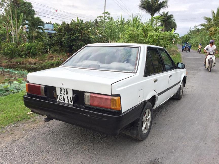 Toyota Carina 1.5  1981 - Bán Toyota Carina năm 1981, màu trắng, nhập khẩu, giá tốt