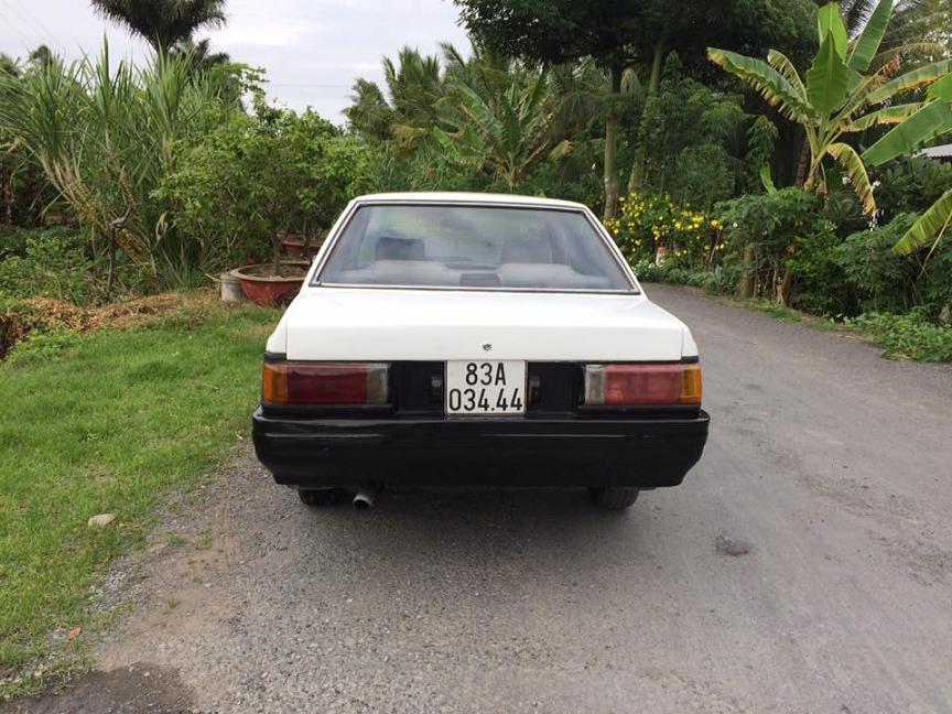 Toyota Carina 1.5  1981 - Bán Toyota Carina năm 1981, màu trắng, nhập khẩu, giá tốt