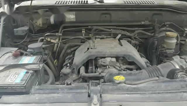 Isuzu Trooper  V6 3.2L   2005 - Bán xe SUV 8 chỗ Issuzu Trooper V6 3.2L SE tem vàng