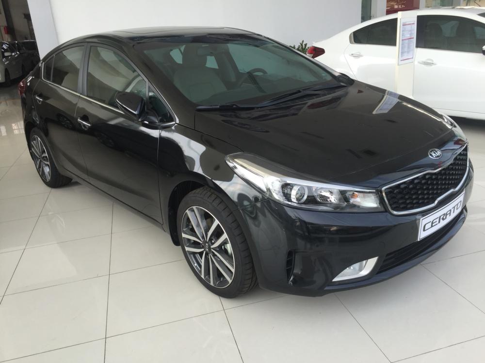 Kia Cerato 2018 - Bán xe Kia Cerato sản xuất 2018 màu đen, 498 triệu - Liên hệ: 0966 199 109