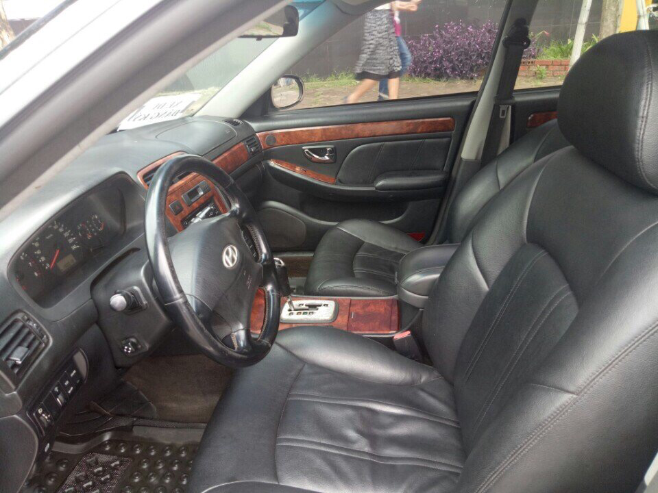 Hyundai XG 2005 - Cần bán xe Hyundai XG năm 2005 màu đen, giá chỉ 230 triệu, nhập khẩu nguyên chiếc