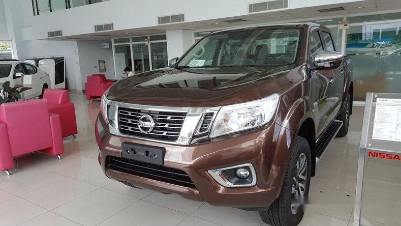 Nissan Navara SL 2016 - Bán Nissan Navara SL đời 2016, màu nâu