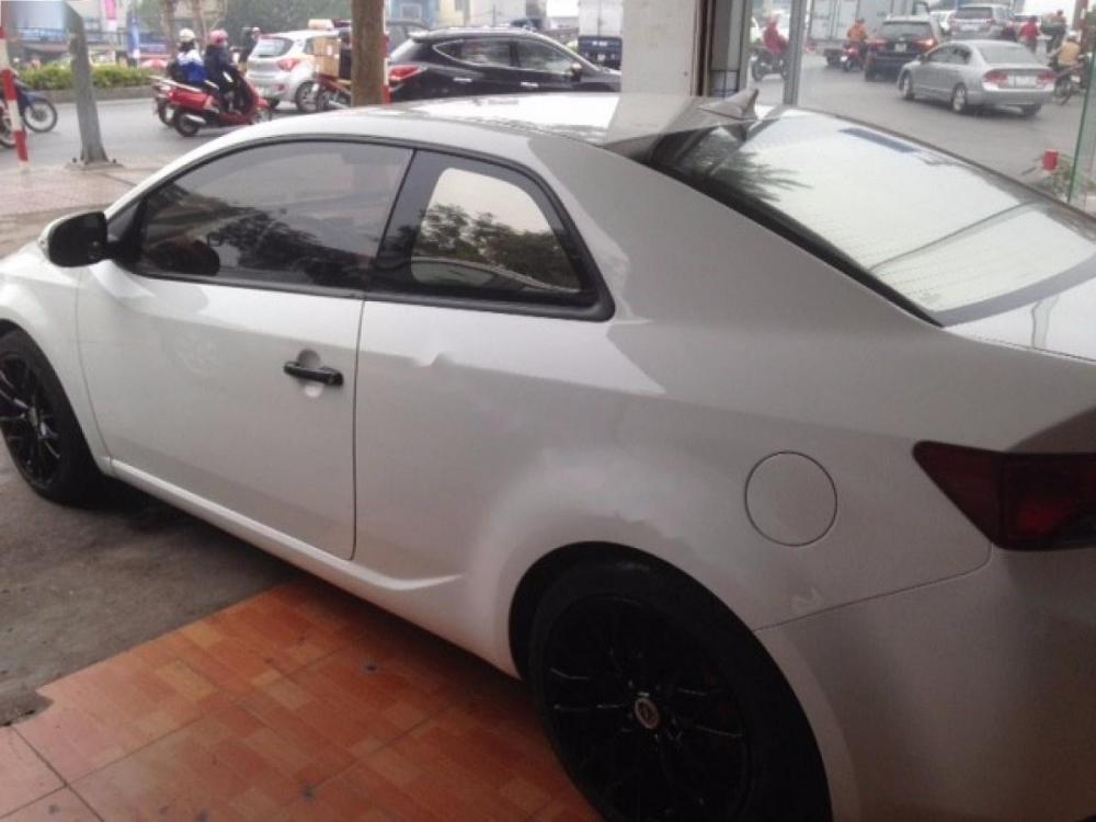 Kia Forte Koup 2009 - Cần bán lại xe Kia Forte Koup đời 2009, màu trắng, nhập khẩu nguyên chiếc