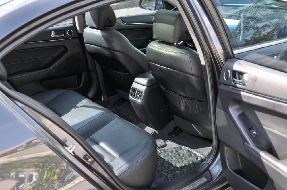 Kia K7 2017 - Cần bán Kia K7 đời 2017, màu đen, nhập khẩu, full option