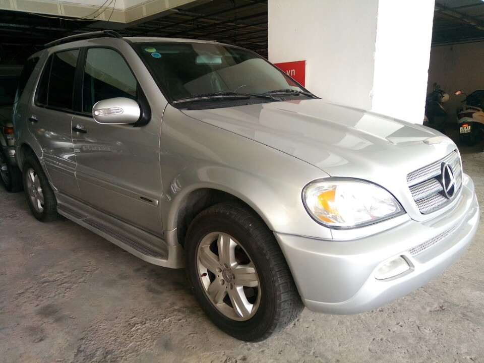 Mercedes-Benz ML 350 2004 - Bán ô tô Mercedes 350 đời 2004, màu bạc, nhập khẩu Nguyên chiếc