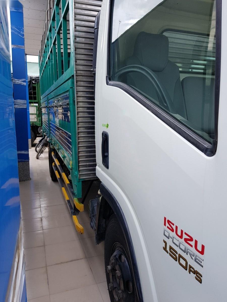 Isuzu NQR 4T95 2014 - Bán ô tô Isuzu NQR 4T95 đời 2014, màu trắng, 530 triệu