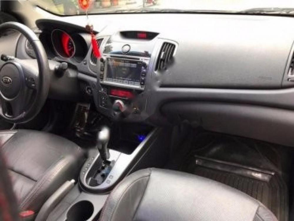 Kia Forte Koup 2009 - Cần bán lại xe Kia Forte Koup đời 2009, màu trắng, nhập khẩu nguyên chiếc