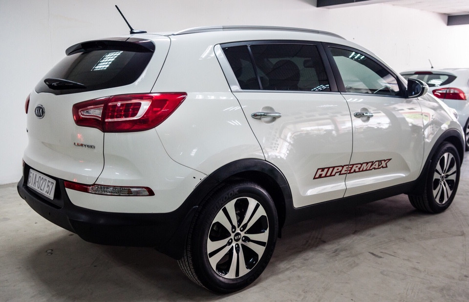 Kia Sportage Limited 2010 - Bán xe Kia Sportage Limited đời 2010, màu trắng, nhập khẩu nguyên chiếc