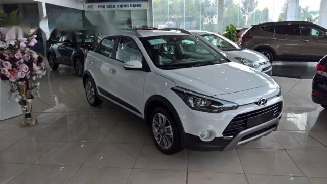 Hyundai i20 Active   2016 - Bán xe Hyundai i20 Active 2016, nhập khẩu, giá 585tr